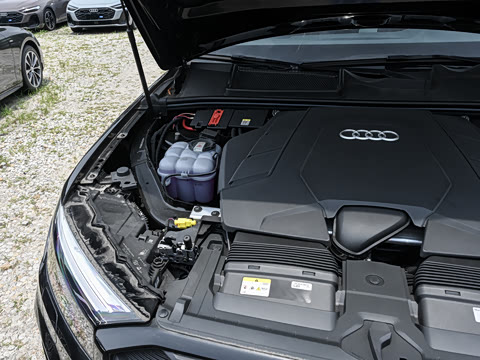 2026�� 55 TFSI quattro S line����ʿ��