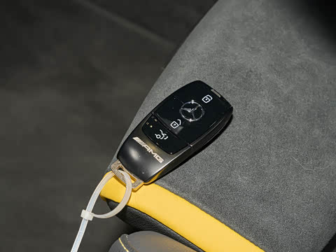 2026�� AMG CLA 45 S 4MATIC+