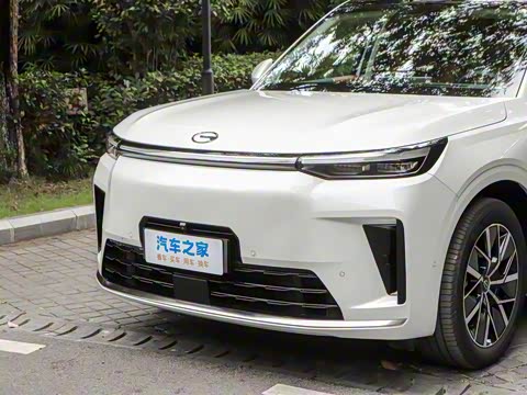 2025�� Ǭ�� UItra 6��