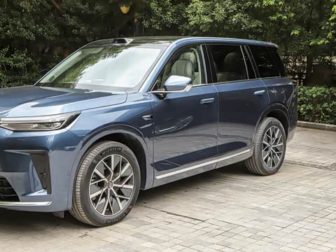 2025�� Ǭ�� UItra 5��