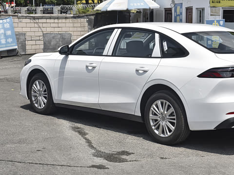 2026�� EV 550km ר�����а�