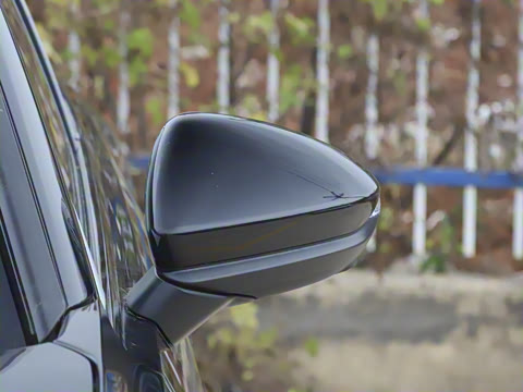 2026�� 2.0T �˶��� quattro