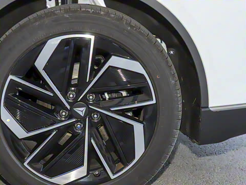 2026�� 550Ultra��ΪǬ��ADS SE��