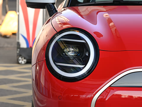 2026�� 463km COOPER SE ������