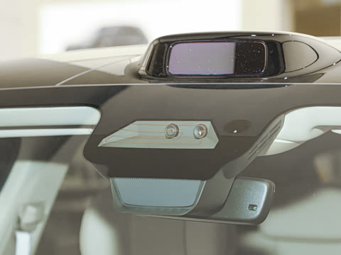 2025�� ����   Ultra ������