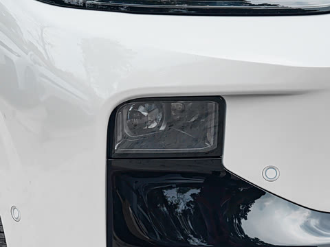 2027�� 610������