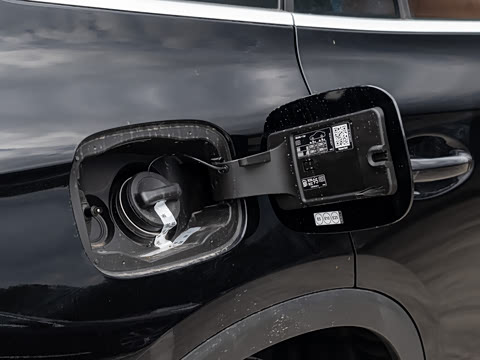 2026�� �Ŀ� GLC 260 L 4MATIC ������