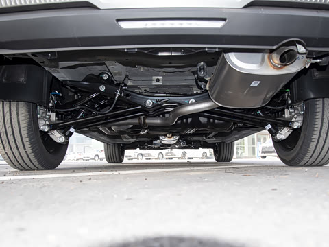 2026�� 1.5T 6MT ������ 