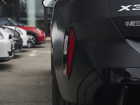 2026�� xDrive30L �����