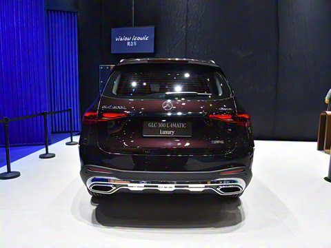 2026�� GLC 300 L 4MATIC ������