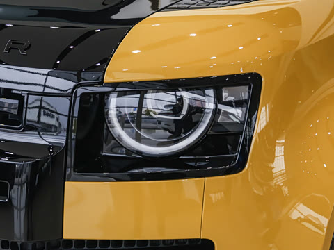 2026�� 90 3.0T P400 X-Dynamic HSE