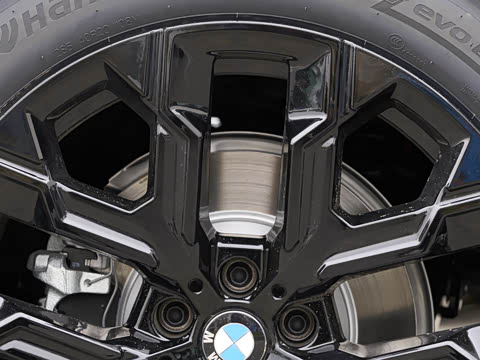 2026�� xDrive30L �����