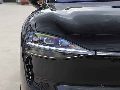 2025�� ���� Ultra��������