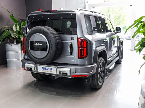 2025�� 210KM ����Ultra��