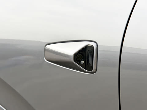 2025�� ����Ultra+