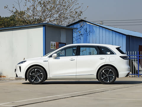 2025�� ���� Pro