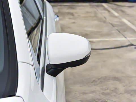 2025�� �Ŀ� A 200 L ʱ����