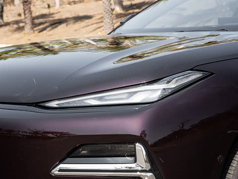 2026�� 225km EM-i Զ�����ǺӰ�