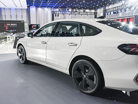 2026�� ���L GTS 380TSI ����