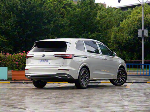 2024�� 380TSI ����