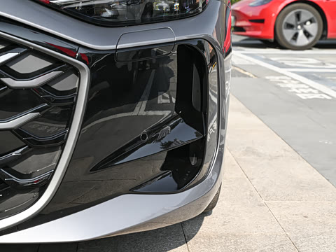 2026�� TFSI quattro 200kW �콢��