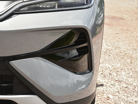 2026�� EV 605KM ��Խ��