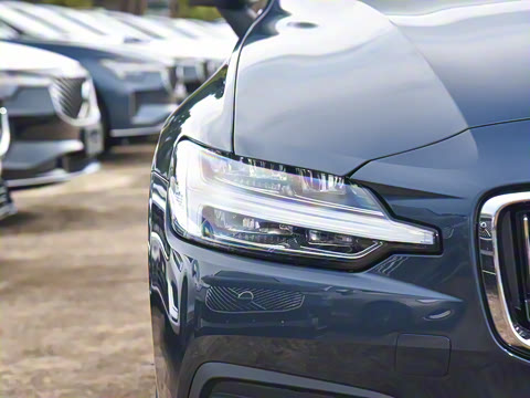 2026�� B4 ��Զ������