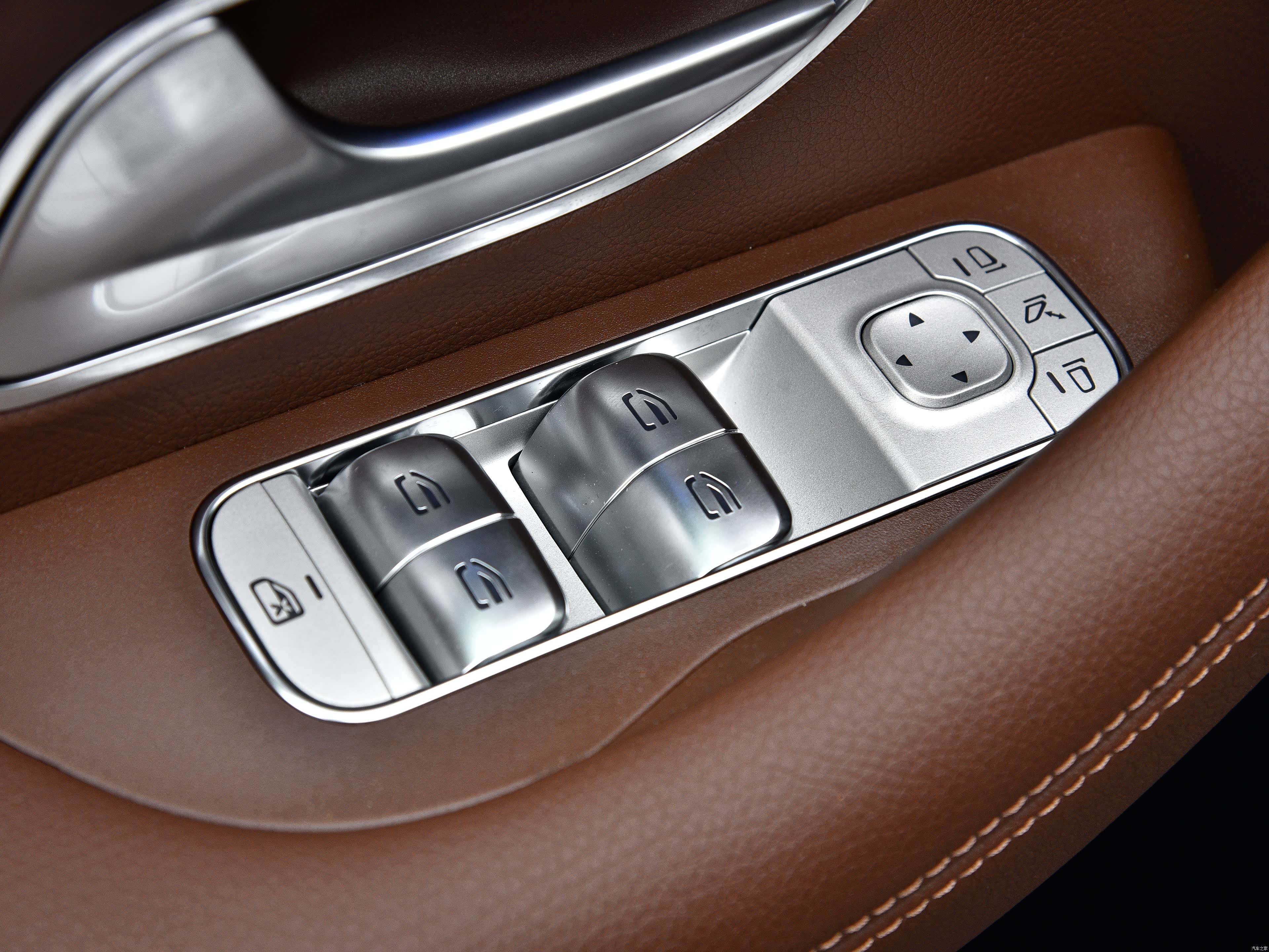 Mercedes-Benz GLE, миниатюра 25