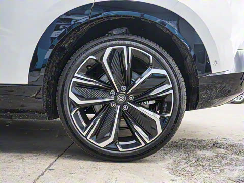 2025�� ����200 Max