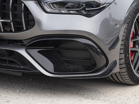 2025�� AMG CLA 45 S 4MATIC+