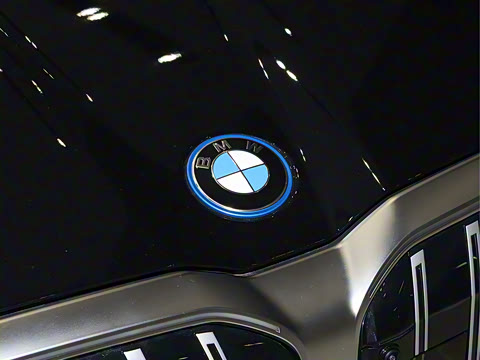 2026�� eDrive 40L M�˶���װ