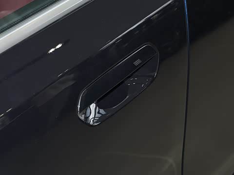 2026�� eDrive 40L M�˶���װ