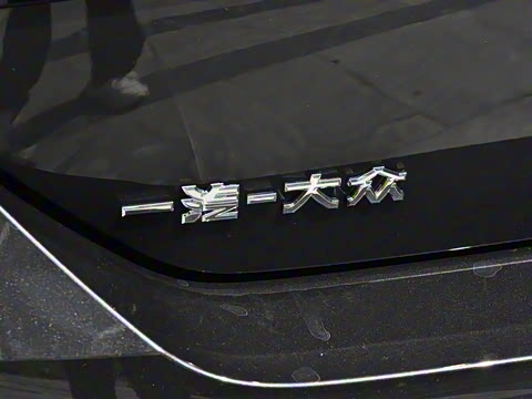 2026�� L 300TSI DSG ������