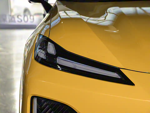 2026�� 300Ultra ��ΪǬ��ADS SE��