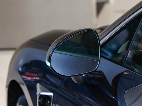 2026�� ���� Ultra ���� 53kWh (896�߼����״
