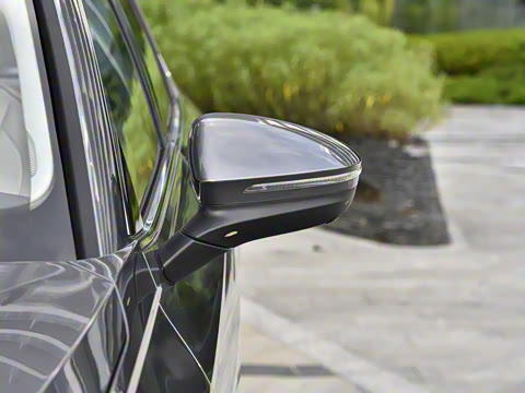 2026�� L 300TSI DSG ������