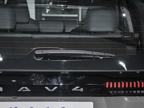 2026�� 2.0L ����������