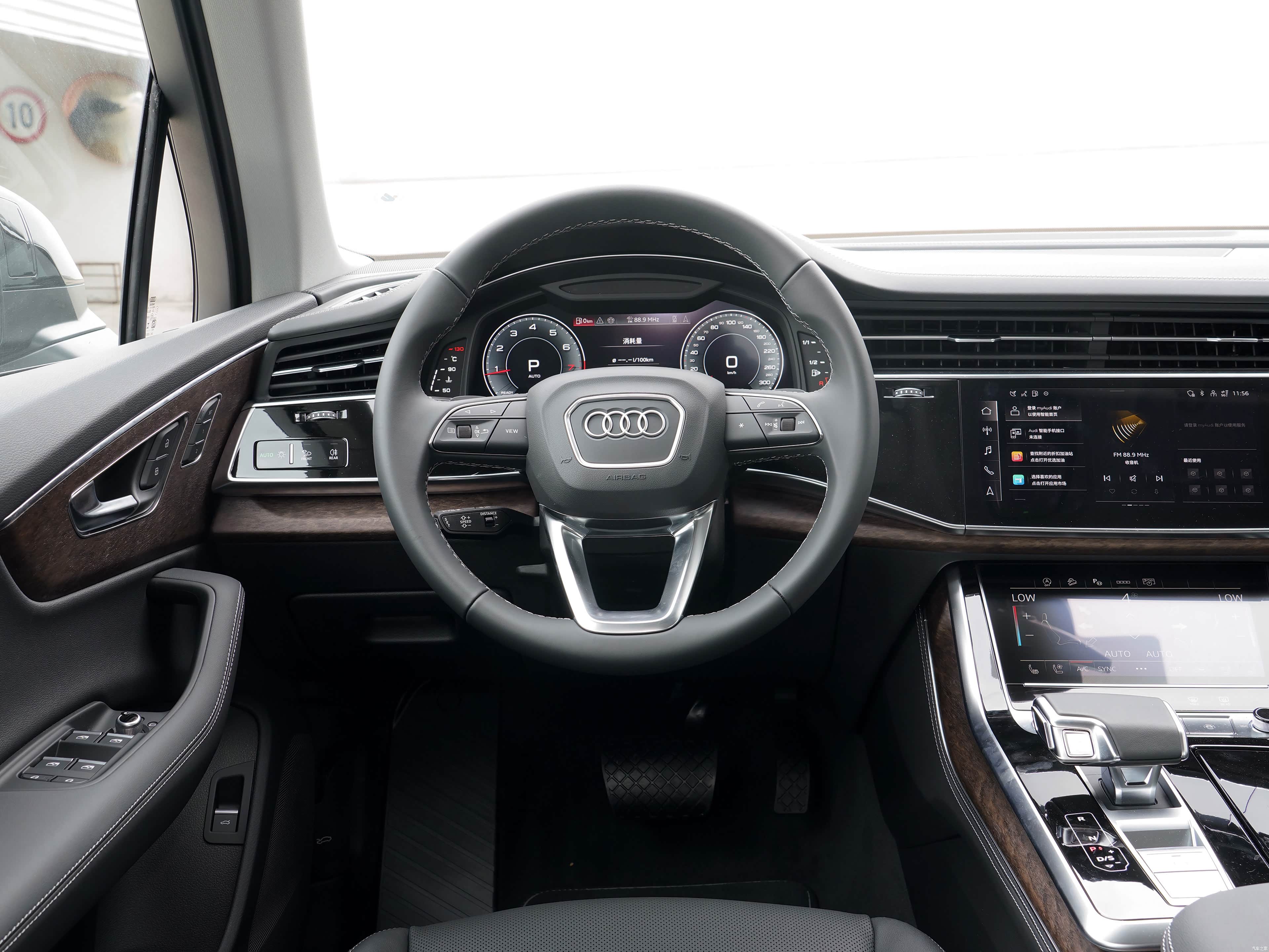 Audi Q7, миниатюра 10
