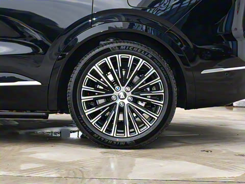 2025�� ����Ultra+����������