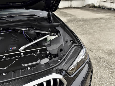 2026�� xDrive40i M�˶���װ