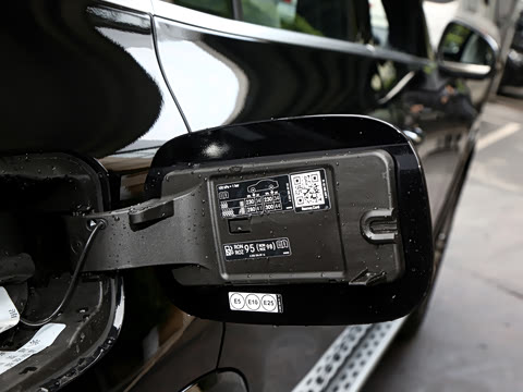 2026�� �Ŀ� GLC 300 L 4MATIC ������ 5��