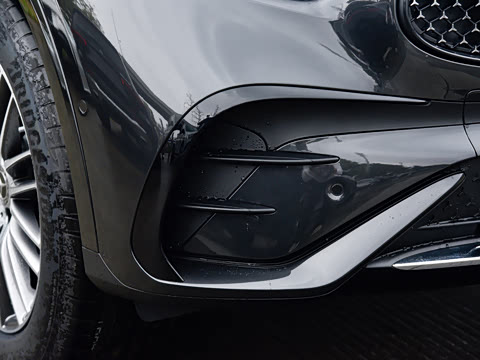 2026�� GLC 300 L 4MATIC ������ 5��