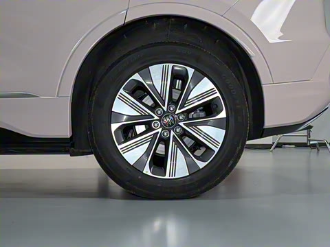 2025�� 620KM������