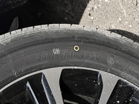 2026�� ����L ���ܵ��˫�� 1.8L ���Ȱ�