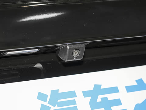 2026�� 2.0L �ֶ����ᾫӢ�� 7�� CNG