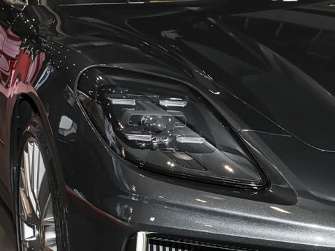 2026�� Panamera ������ 2.9T
