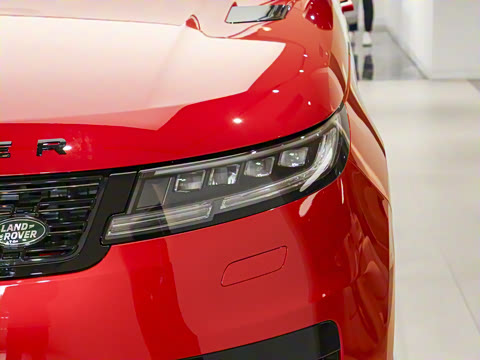 2025�� 400PS Dynamic HSE