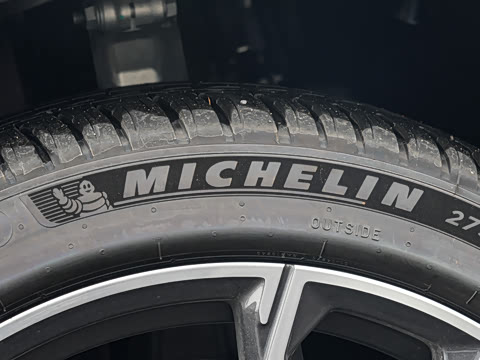 2025�� xDrive 30Li ������M�˶���ҹ��װ