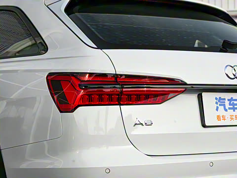 2025�� allroad quattro ̽���� 55 TFSI ����ԽҰ��