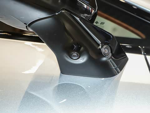 2025�� �Ŀ� 710 Max��